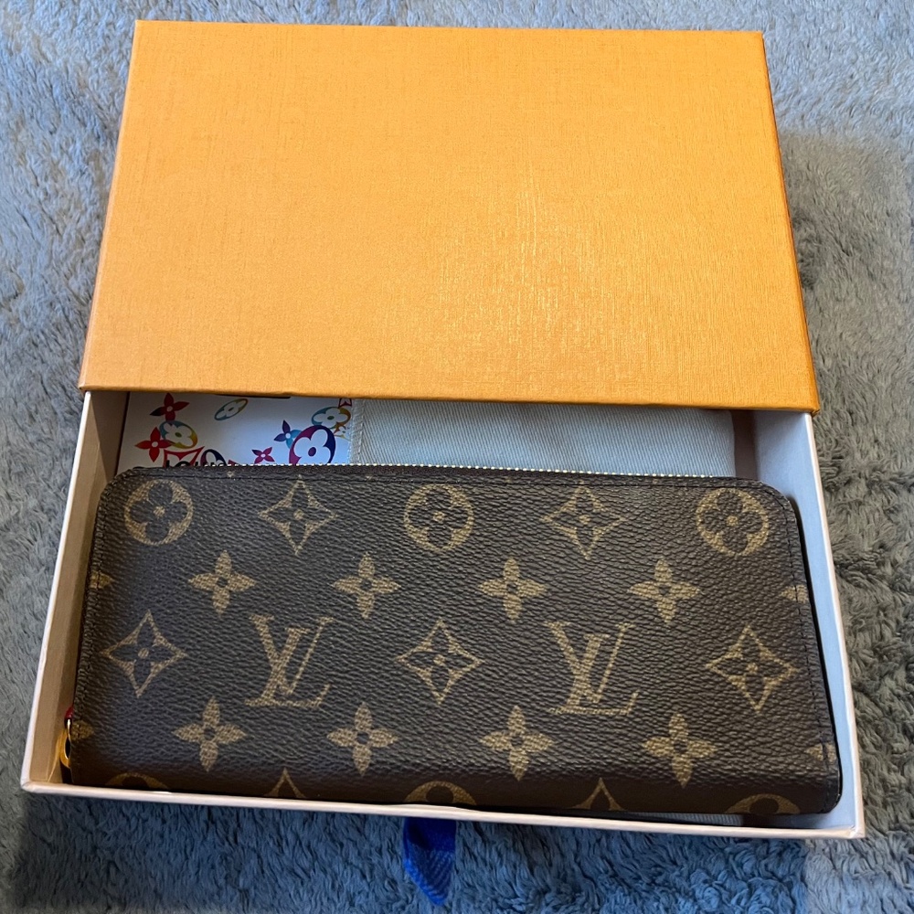 LV wallet - Picture 6 of 12